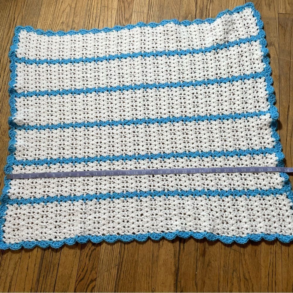 HAND MADE BABY BLANKET - Picture 3 of 4